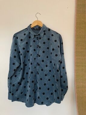 Zara Blue Button-Up Shirt with Black Polka Dots